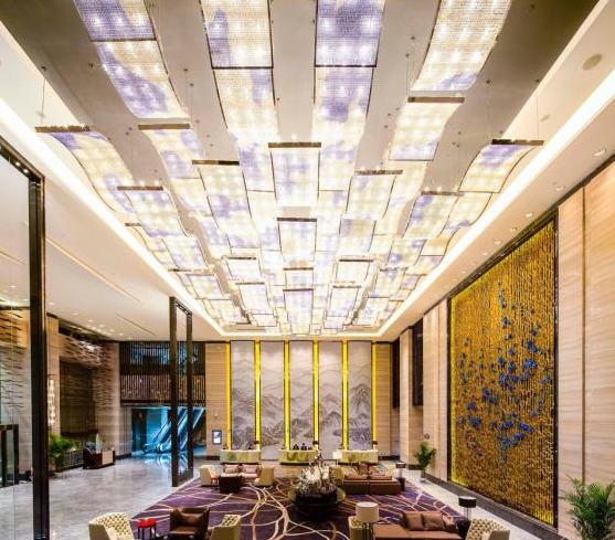 精致奢华—万达集团:武汉“自营奢华”五星级万达嘉华酒店